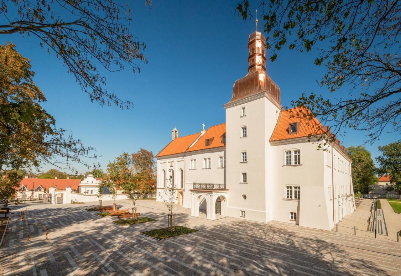 Chateau Clara Futura Dolni Brezany المظهر الخارجي الصورة
